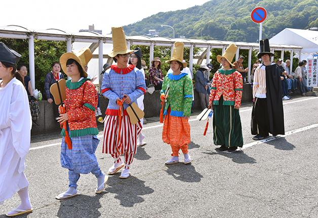 行列に復活した「唐人」