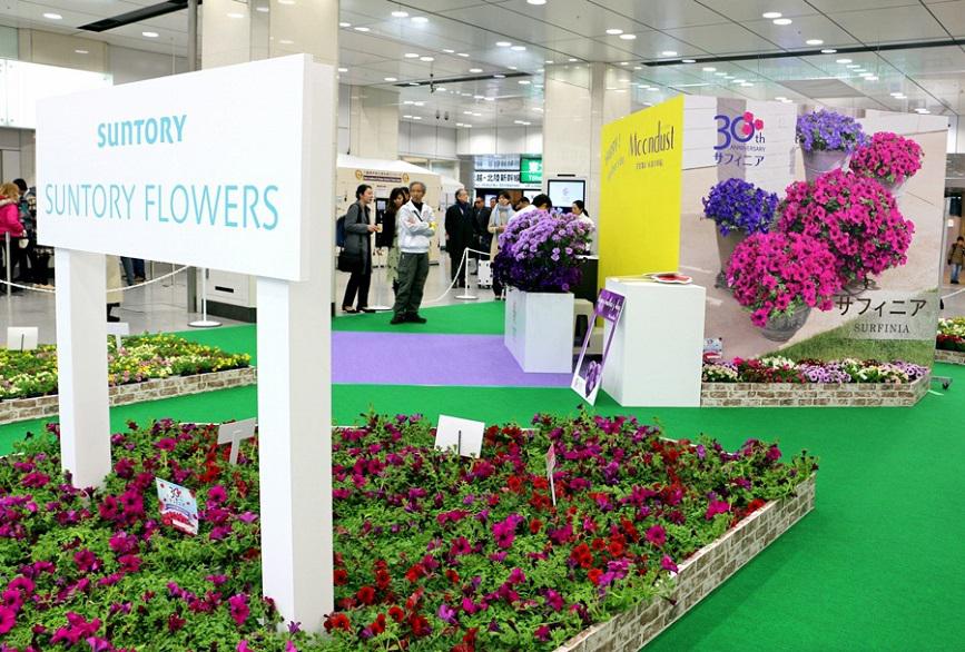 東京駅「駅ナカ花ミュージアム」実施しました。