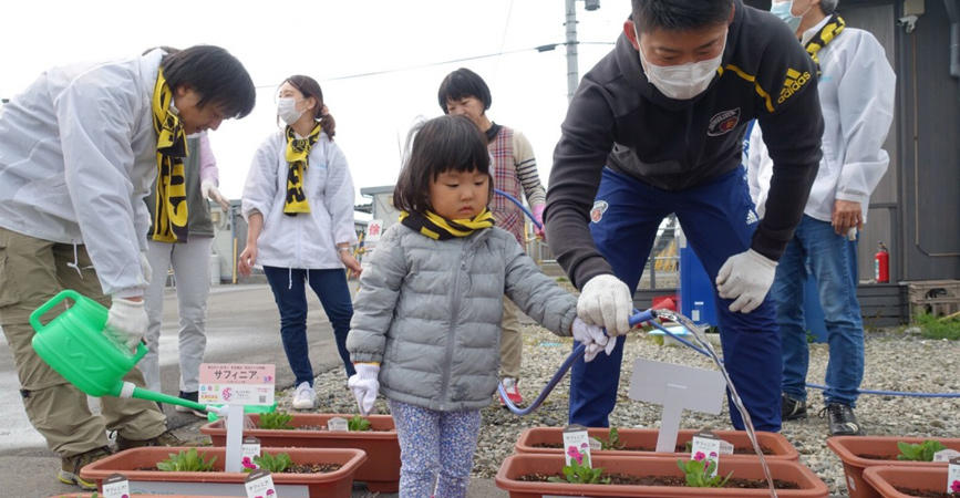 サンゴリアスの選手と植えたよ