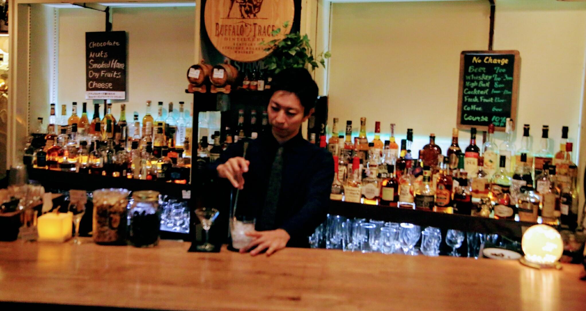 鷹野橋駅 広島県 周辺1kmで外国人客が多いのおすすめバー Bar Navi