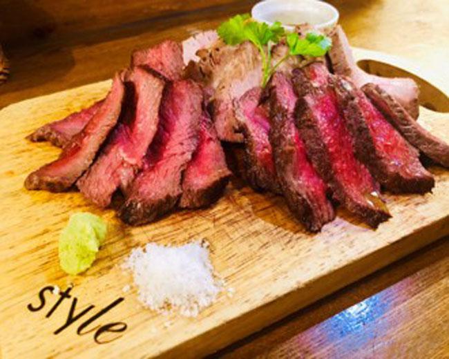 神保町 熟成肉 ｓｔｙｌｅ３号店 国産ワインと熟成肉 神泡超達人店 サントリーグルメガイド